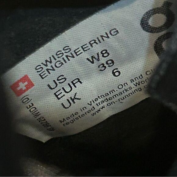 ON CLOUDFLOW black athletic training running lace up shoes sneakers women’s 8 - Picture 3 of 9